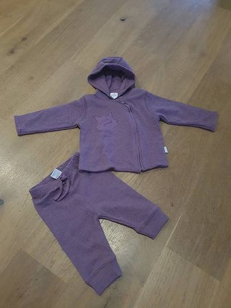 NEU Babyone Set Hose Kaputzenjacke Katze Violett Grösse62/68