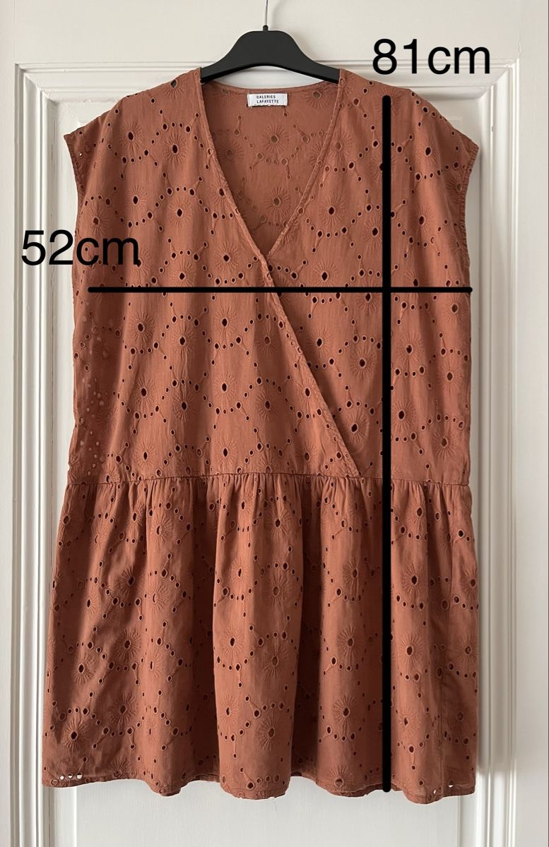 Tuniken: Robe tunique GALERIES LAFAYETTE – Gebraucht aus Lausanne von micou47 5