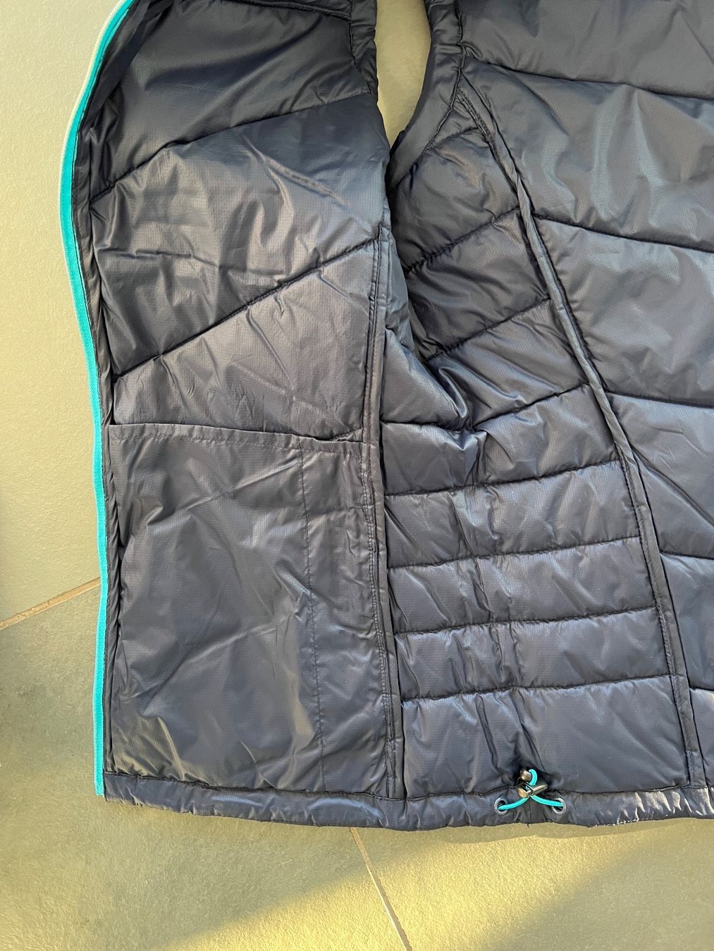 Gilets & Westen: Weste / Gilet, Gr. L, Pulp NEU – Neu und originalverpackt aus Teufen AR von Maleaa 3