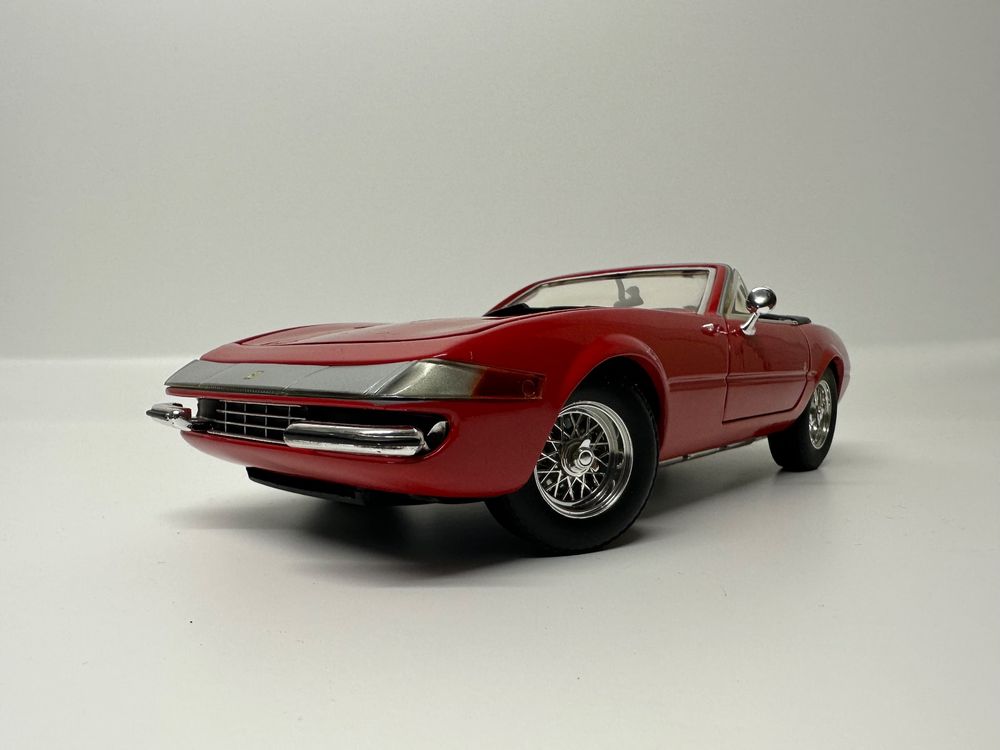 Ferrari 365 GTS/4 1:18, rot, Hotwheels | Kaufen auf Ricardo