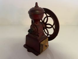 Antike Gusseisen Kaffeemühle Gewürzmühle Nacional, rot