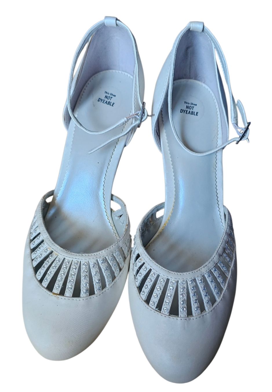 Scarpe da donna: Weisse Sommer Schuhe, elegant, Grösse 38.5 – Usato da Langenthal venduto da SecondChanceShop 1