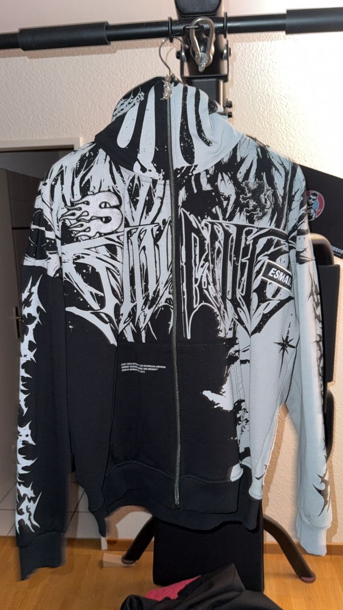 Maglioni & Felpe: Kapuzenpullover mit Reissverschluss Marke ESMAD Stay Cold – Nuovo (secondo la descrizione) da Zürich venduto da iha_x8qc