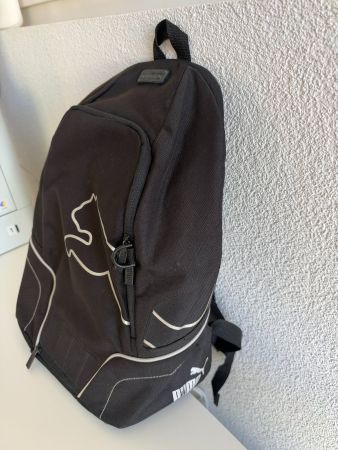 Sac à dos Puma vintage noir / gris – style rétro