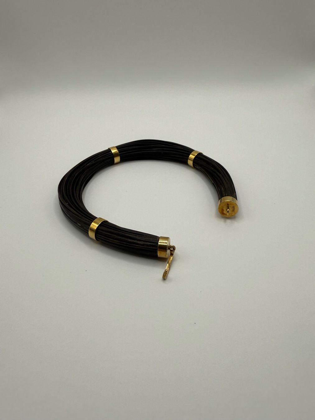 Bracciali & Braccialetti: echtes Elefantenhaar Armband Set mit 18kt Gold – Usato da Winterthur venduto da trading-ch 1