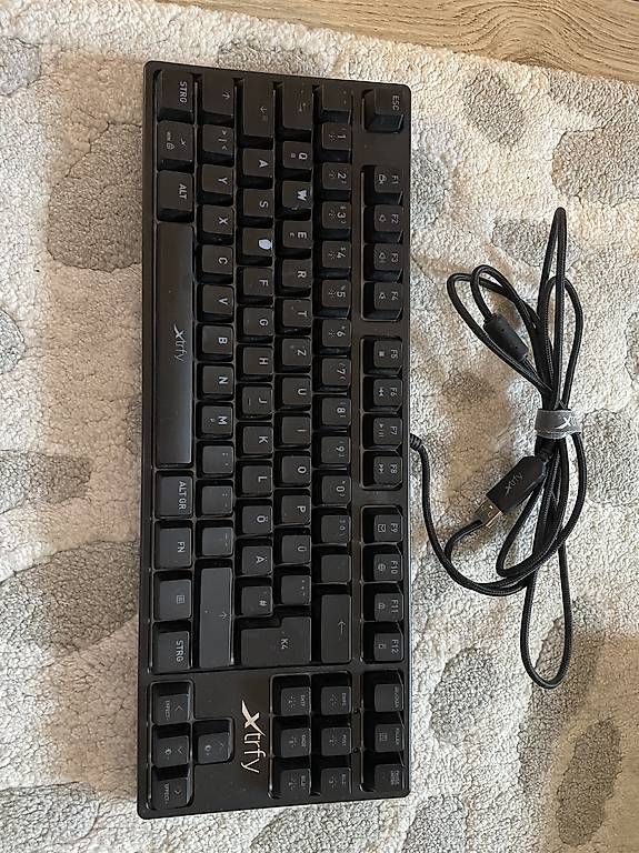 Tastiere: Clavier gaming K4 RGB TKL – Usato da Oron-la-Ville venduto da xav_hf8h