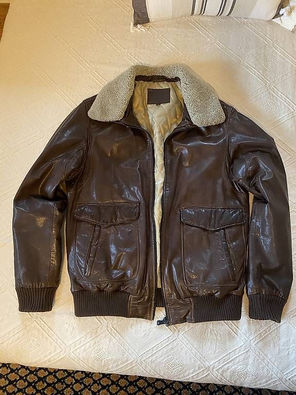 Giacche: Echt Lederjacke mit Schaffellkragen Fliegerjacke – Usato da Schliern b. Köniz venduto da tilli 1