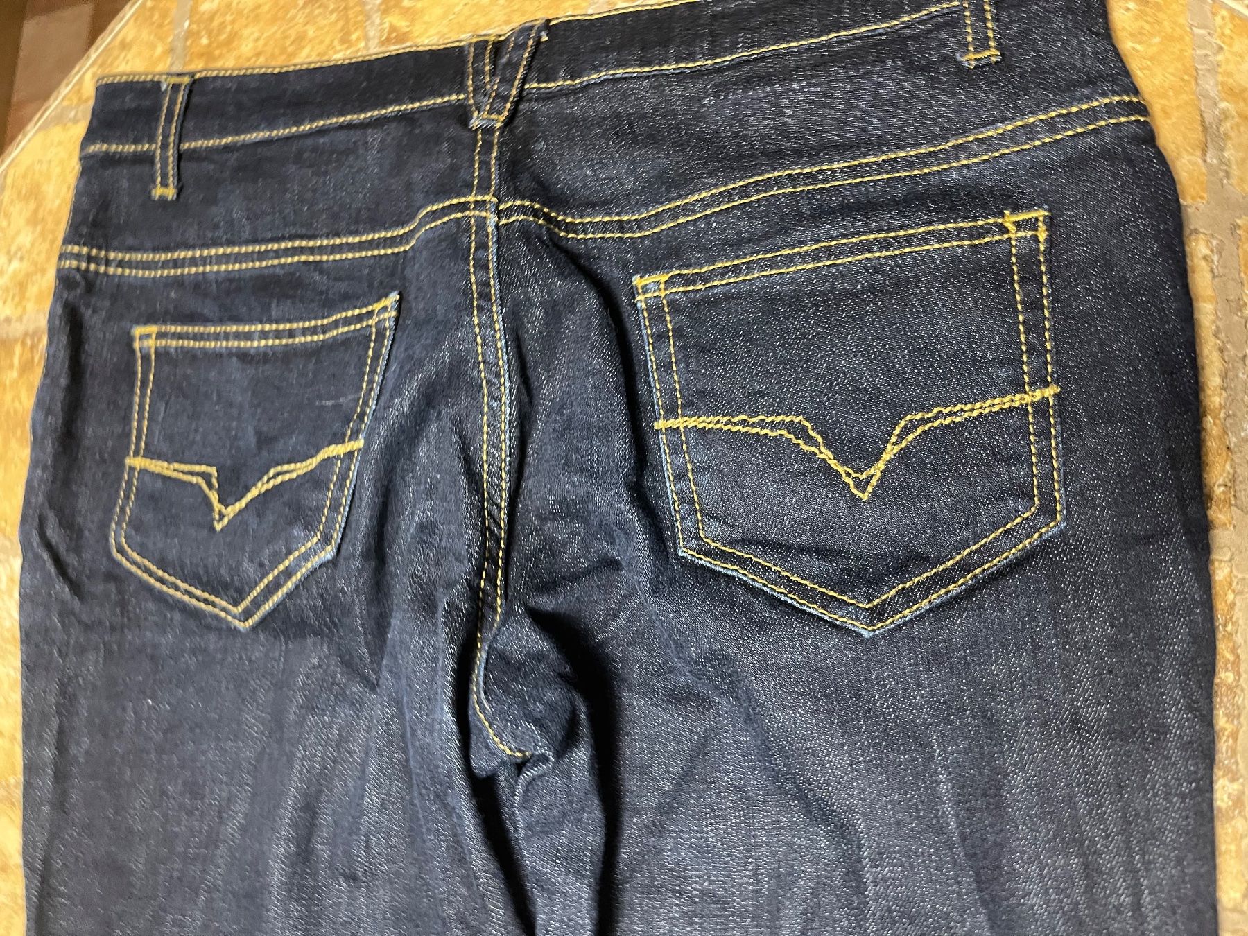 Versace Jeans: Jeans Versace classico-tg M-chic e elegante – Neuf (Voir description) à Gordevio par LanaZimm 9