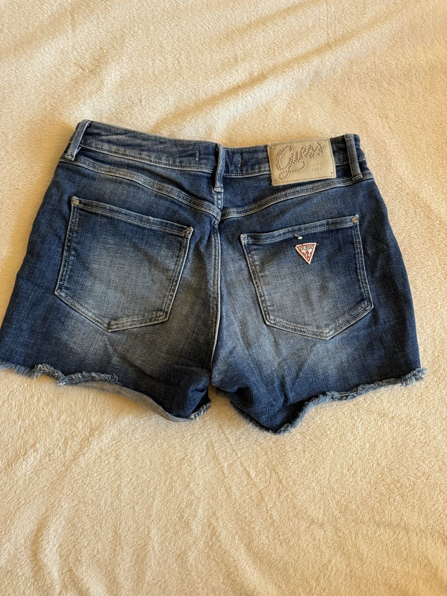 Guess Jeans: Vintage Guess mini jeans shorts – Nuovo (secondo la descrizione) da Aigle venduto da 029_mbn 3