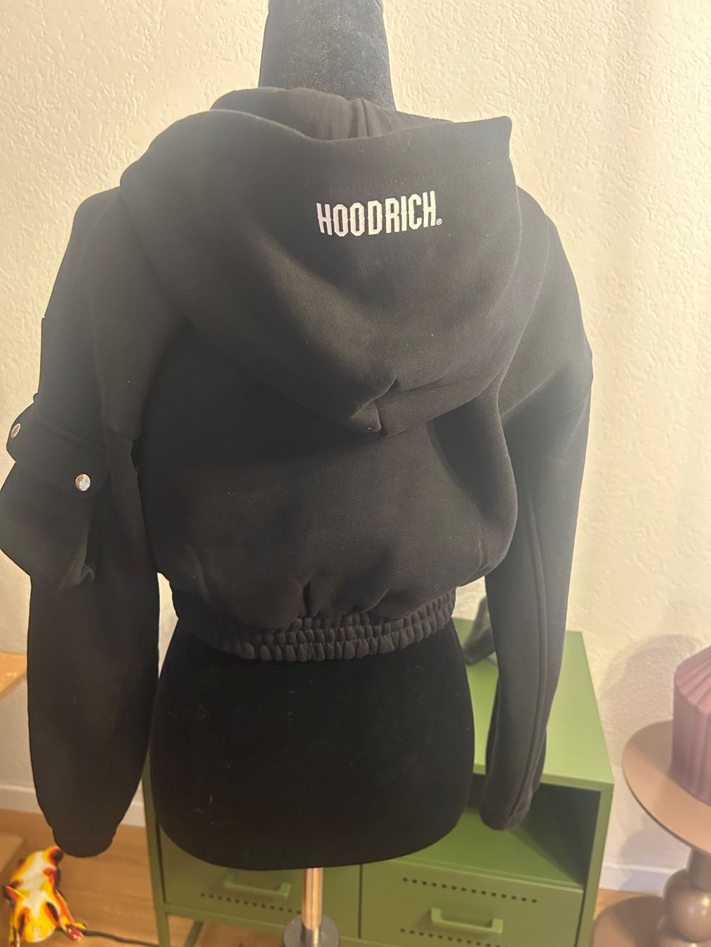 Giacche: Hoodrich jaquette capuche – Nuovo (secondo la descrizione) da Val-d'Illiez venduto da Dombou 1
