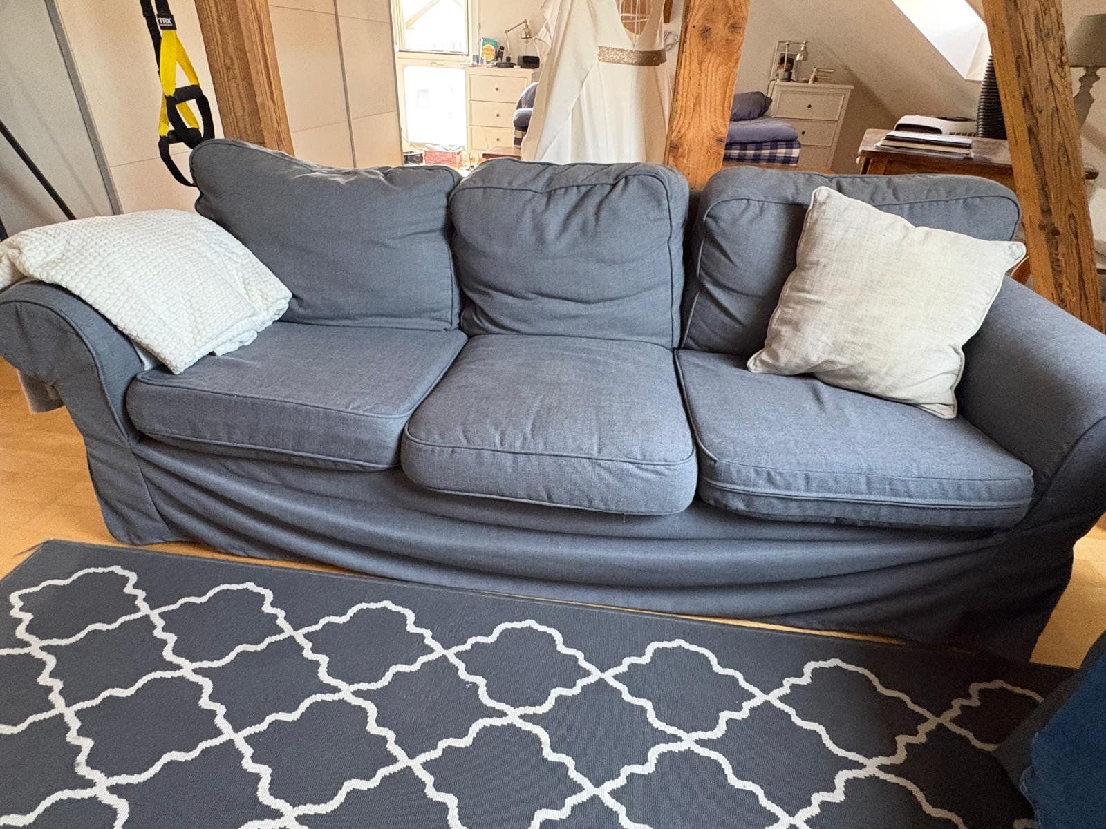 Ikea Divani: IKEA EKTORP Sofa-Set – 2er & 3er Sofa dunkelgrau – Usato da Urtenen-Schönbühl venduto da alisha_553 1