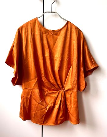 Süsse Bluse in toller Farbe, Gr. S/ 36