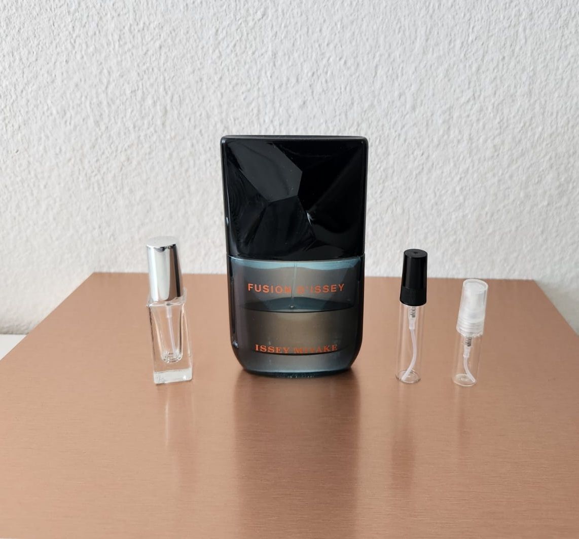 Issey Miyake Profumi & Eau de Toilette: Issey Miyake Fusion D' Issey – Nuovo (secondo la descrizione) da Utzigen venduto da DRAGONY23 1