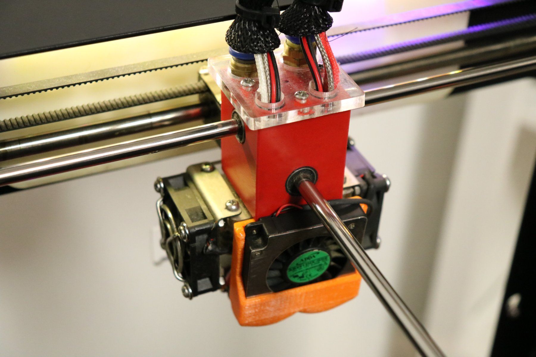 Stampanti 3D: Grosser dual Extruder 3D Drucker CreatBot DX Plus +38 Rollen – Usato da St.Gallen venduto da pucan 8
