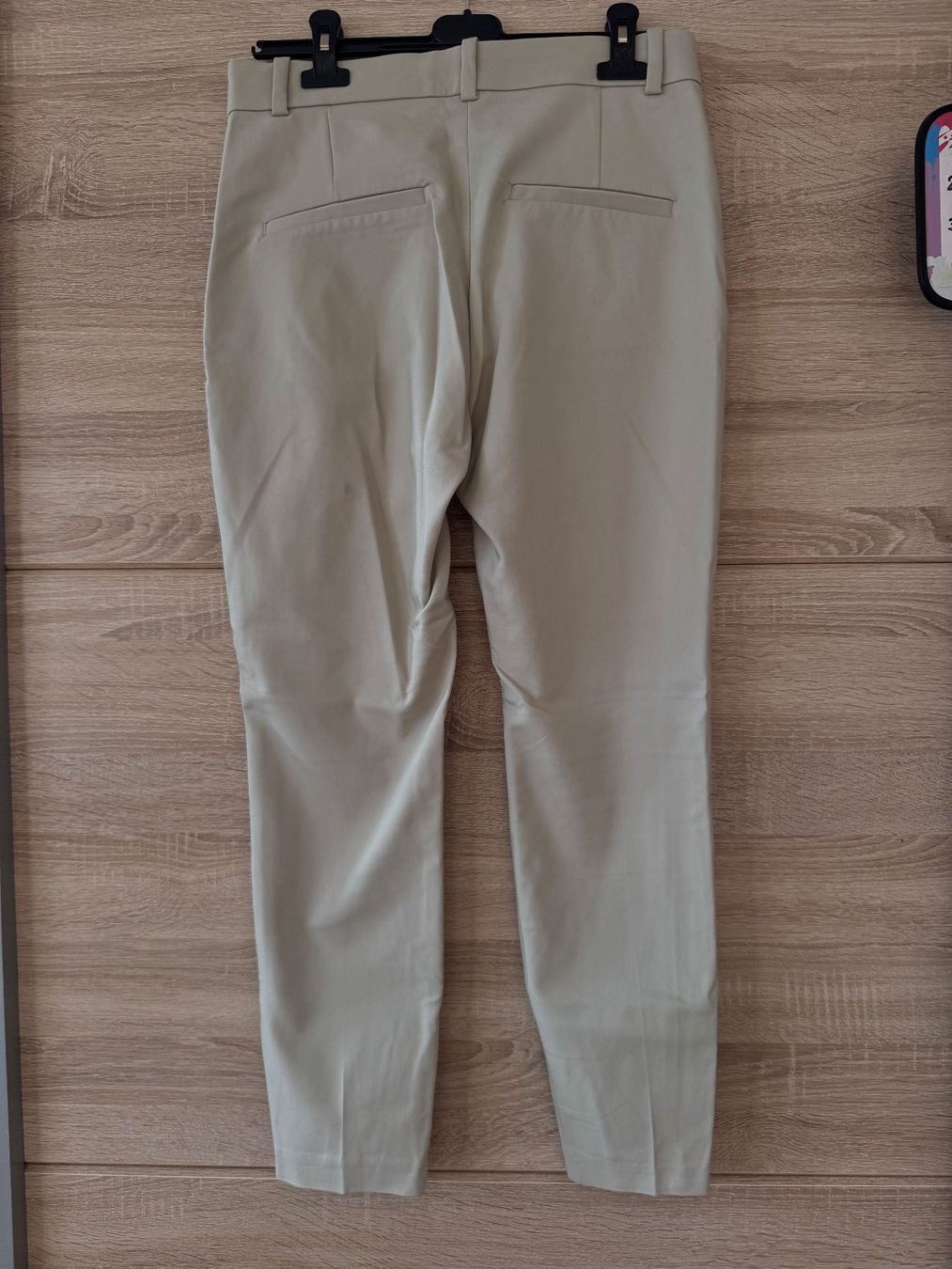 H&M Pantaloni: Pantalon classique beige – Usato da Montreux venduto da iizaa811 4