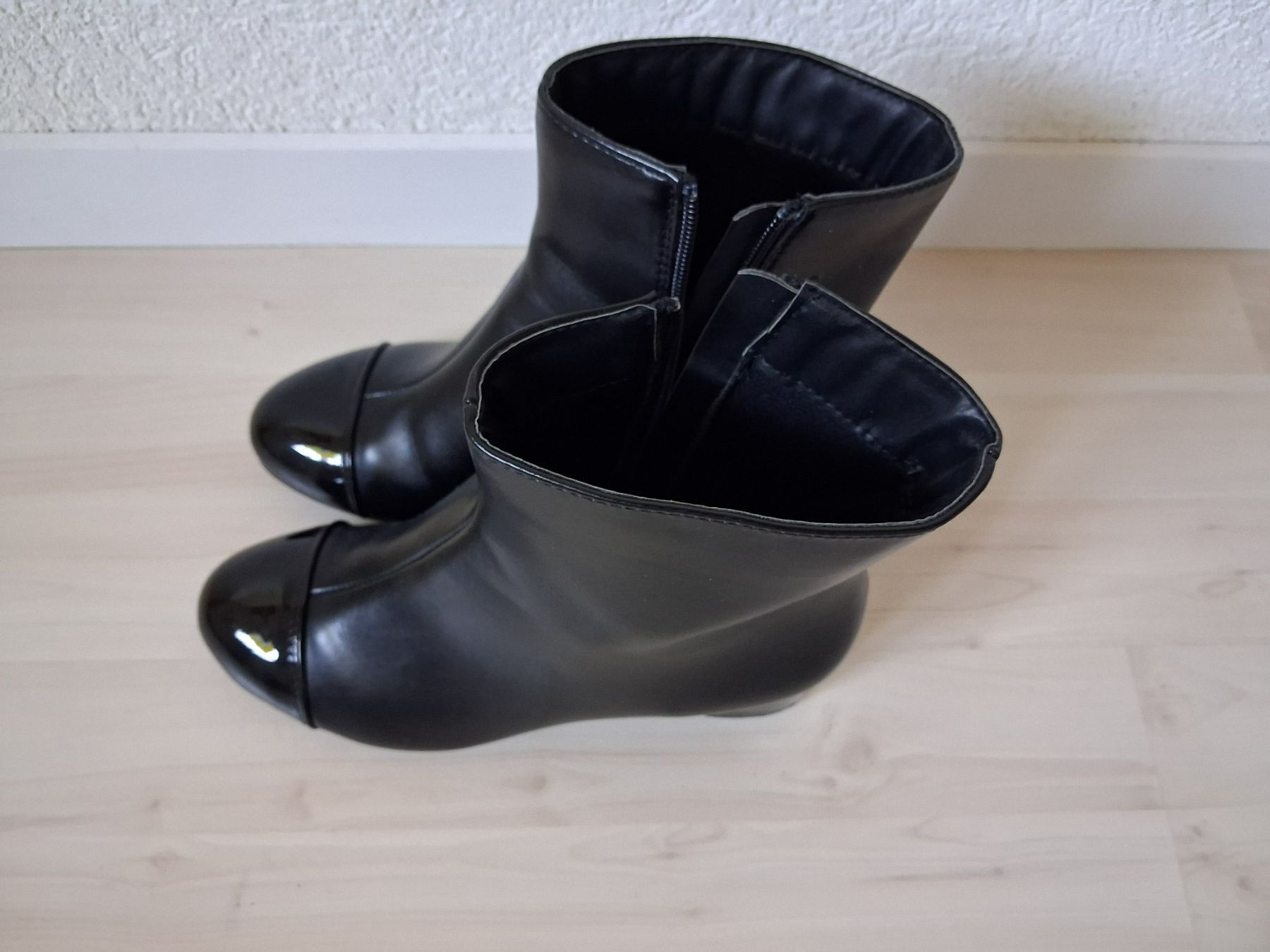 Chaussures femmes: STIFELETTE SCHWARZ  37 – Neuf (Voir description) à langnau par Santos1411