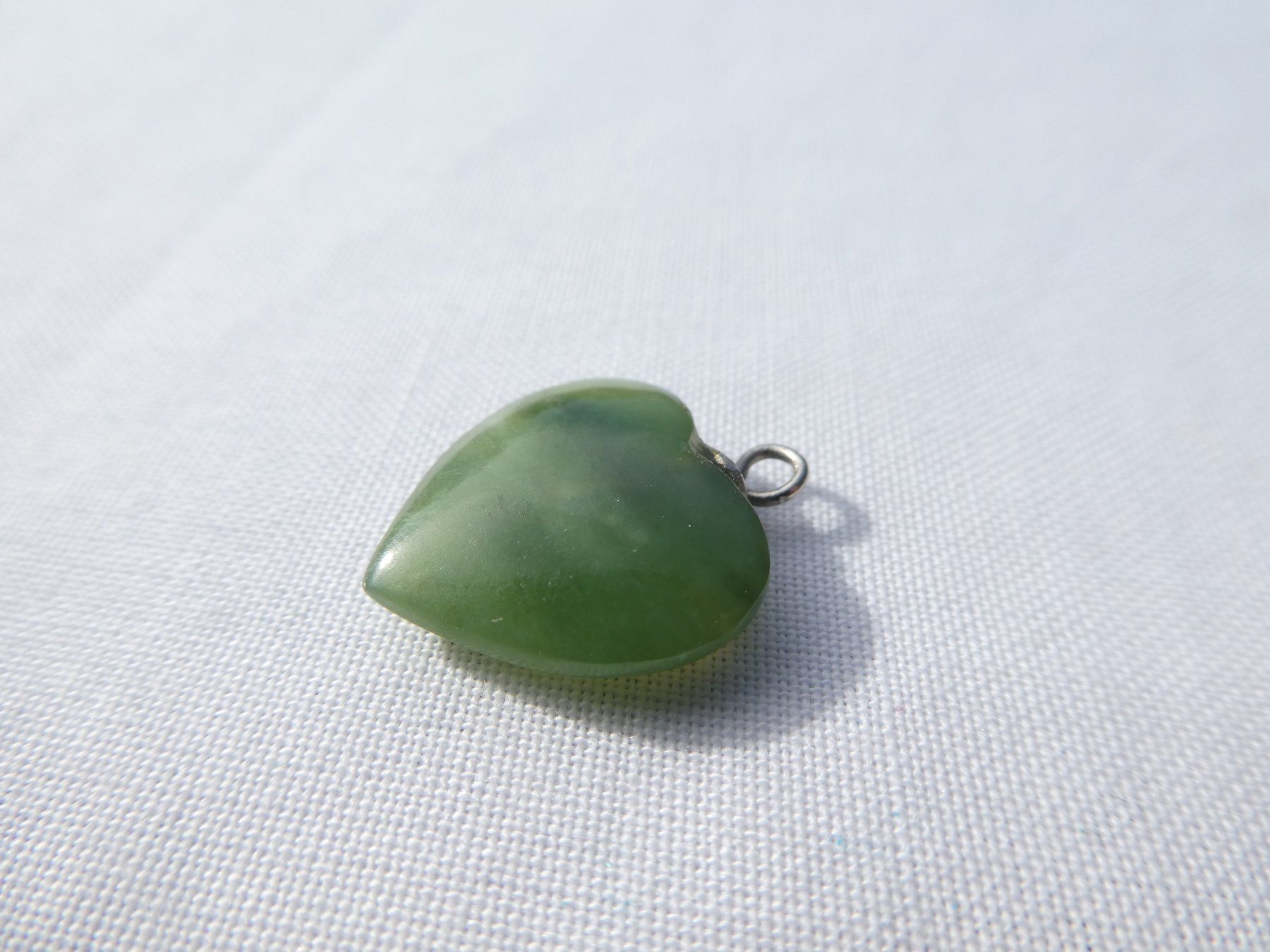 Ciondoli: Jade-Herz Anhänger; Ø 1.5cm – Usato da Gattikon venduto da kaandooh