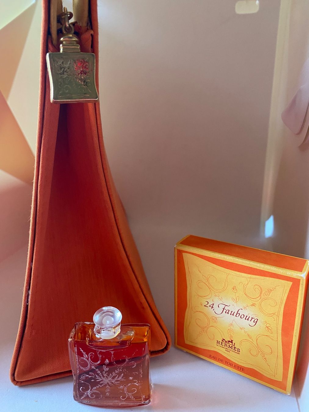 Hermès Parfum & Eau de Toilette: Miniature et trousse 24 Faubourg Hermès – Neu (gemäss Beschreibung) aus Bouveret von wes_7zll 1