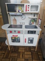 Holzküche Spielküche mit Zubehör guter Zustand