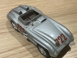 1:43 Modellauto Zustand wie auf den Bildern ersichtlich
