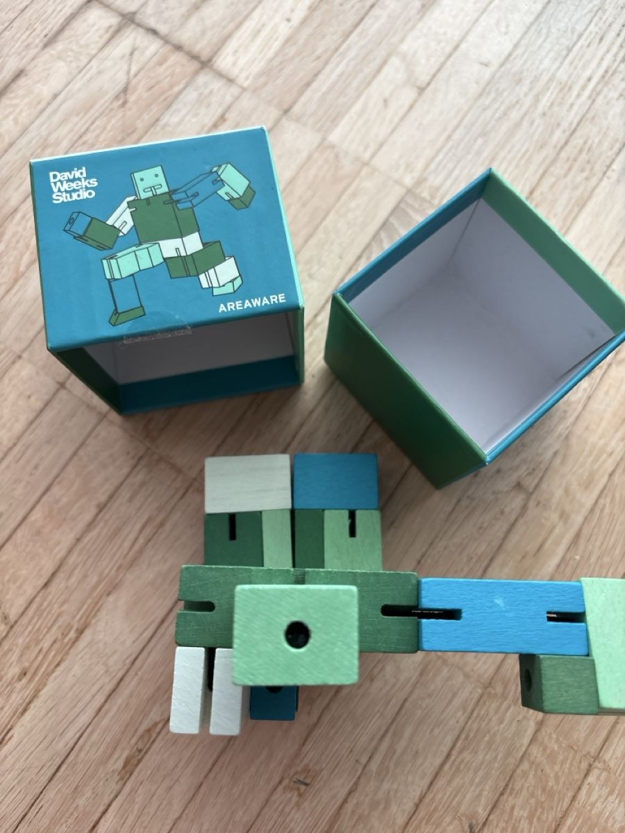Jouets: Cubebot puzzle toy by Areaware new condition – Neuf (Voir description) à Nyon par Iamher 1