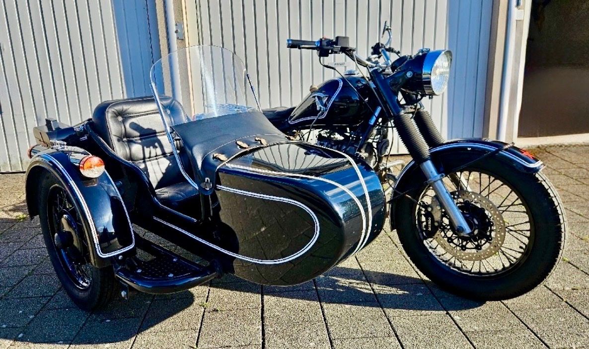 Ural Sidecar: URAL RETRO SEITENWAGEN – Usato da Sirnach venduto da B.O.B.BIKES