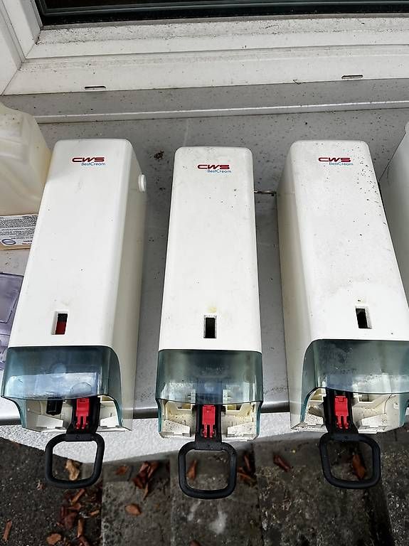 Behälter & Ähnliches: CWS Seifenset, Konvolut, 8- teilig – Gebraucht aus Feuerthalen von danielspycher 1