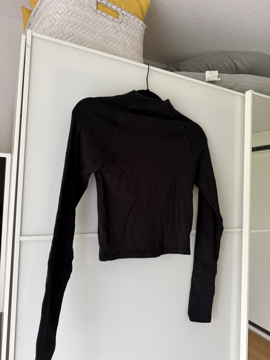 Zara Maglioni & Felpe: Zara Top Gr. L – Usato da Wil SG venduto da xrnvani 2