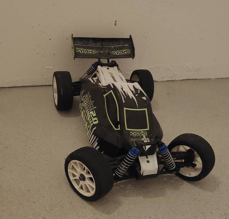 Kyosho Modellismo RC: 1:8  Kyosho DBX VE 2.0 Elektro RC Buggy – Usato da Root venduto da kampfhamster89 3