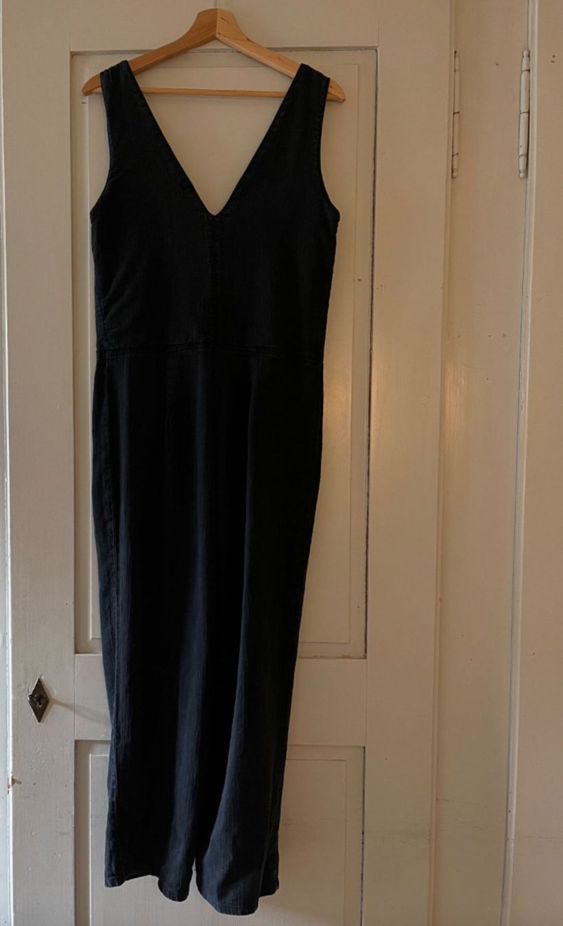 Tute: Schwarzer Jumpsuit / Overall mit Reissverschluss / S / 36 – Usato da Zürich venduto da laudomai 1