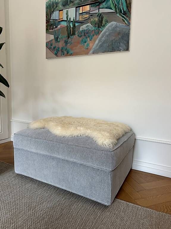 Tabourets: IKEA KIVIK footstool with storage – D'occasion à Genève par amb_2kbj