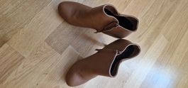 Braune Stiefeletten von Bodyflirt, Grösse 37, neuwertig