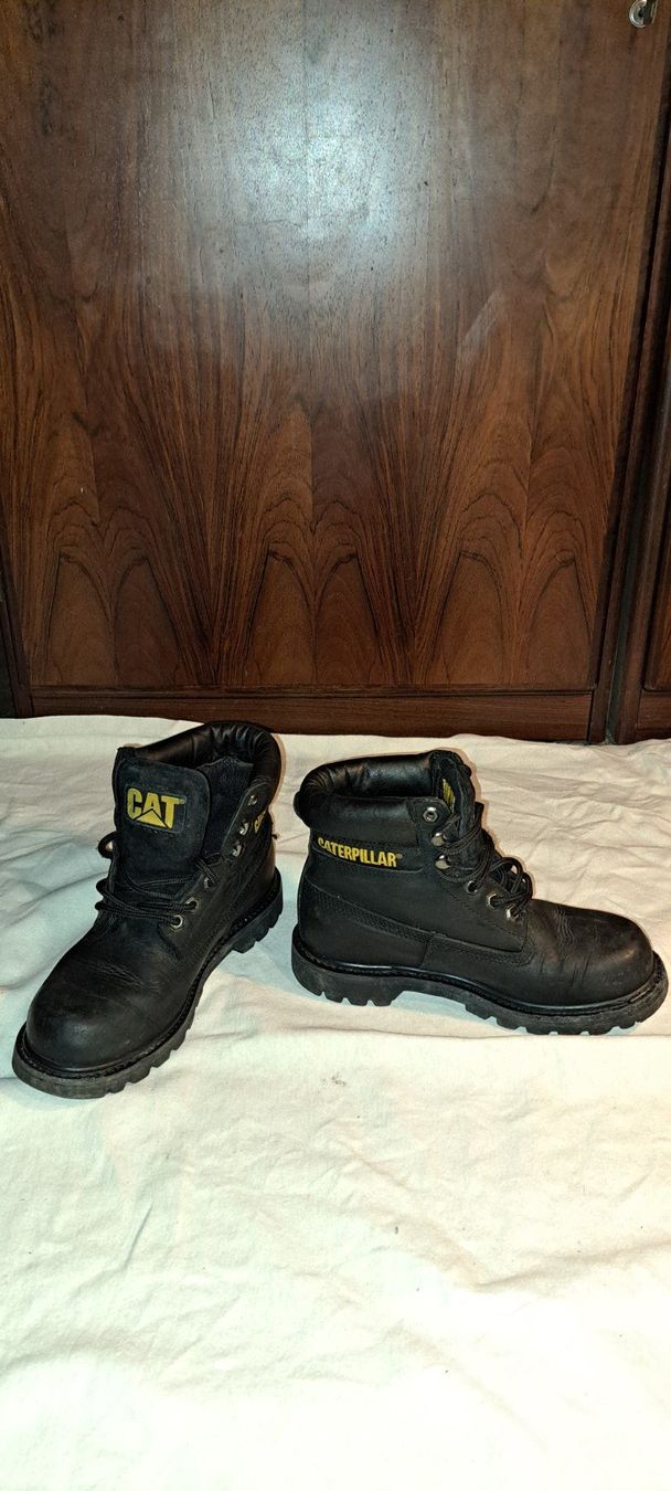 Caterpillar Scarpe da uomo: bottines caterpillar cuir noires – Usato da Genève venduto da Axelle333 3