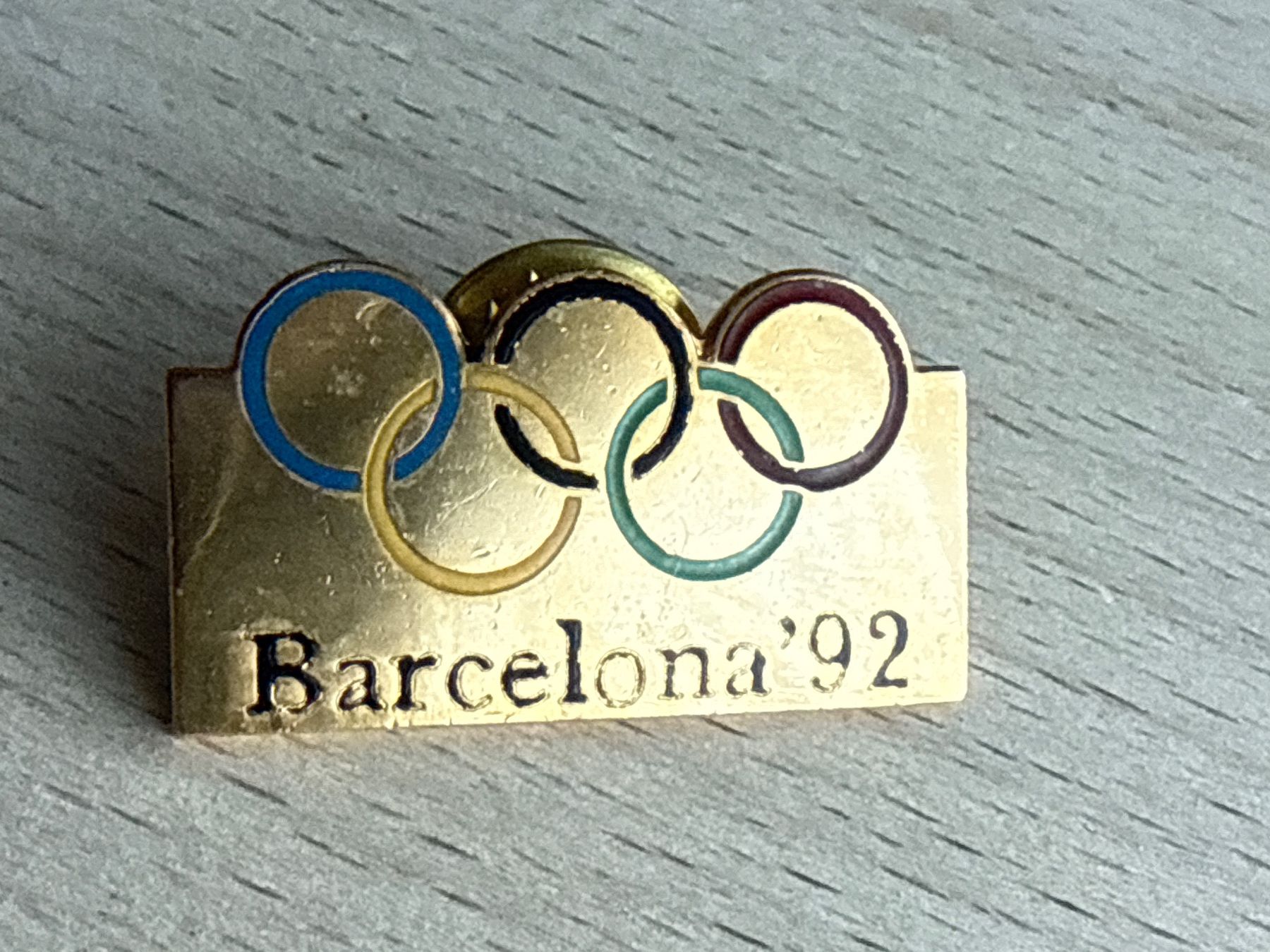 Plaquettes & Badges: Pin Olympia  Barcelona 92 – D'occasion à Glattbrugg par Schweigmatt