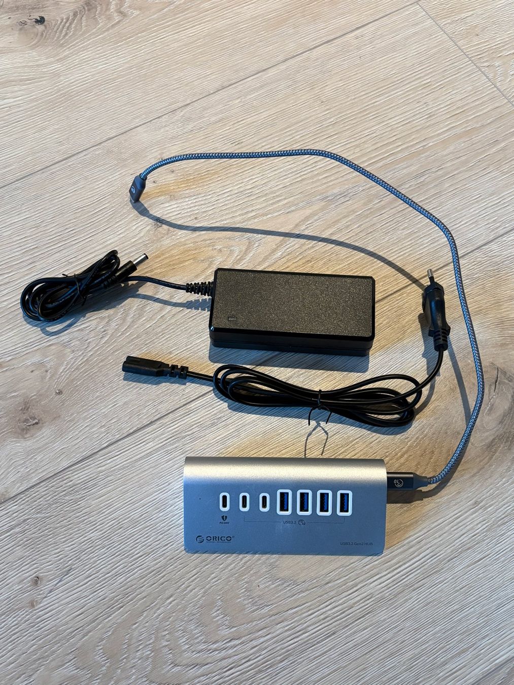 Hub & Switch: Hub USB-C 3.2 Gen 2 de Orico – Usato da Courgenay venduto da iznogood 2