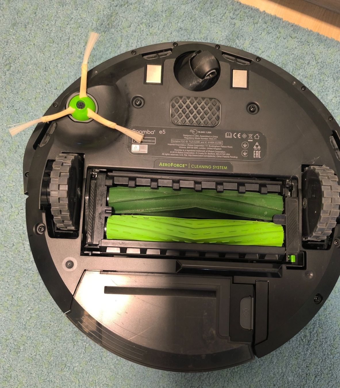 Irobot Aspirapolveri & Accessori: iRobot Roomba e5 Saugroboter mit Ladestationn – Usato da Gams venduto da MissTraveller 2