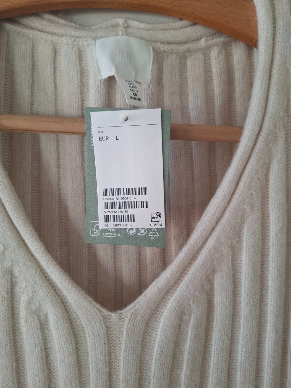 H&M Vestiti: 2 Strickkleider Gr.L NEU – Nuovo (secondo la descrizione) da Leuggelbach venduto da Schreiner21 1