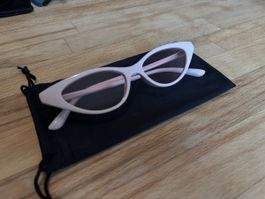 Coole rosa Sonnenbrille