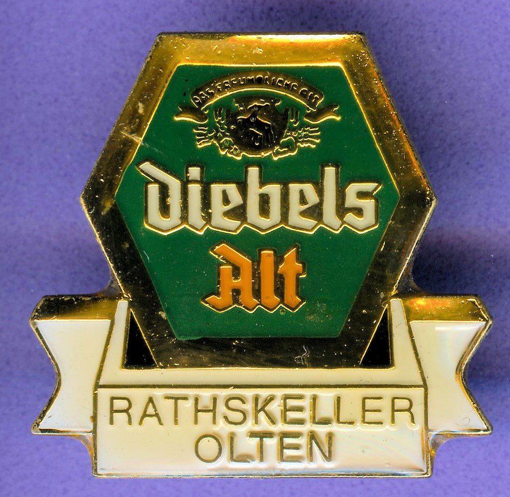 Placchette & Badge: RATHSKELLER OLTEN  diebels Alt – Usato da Winterthur venduto da Sammleroase