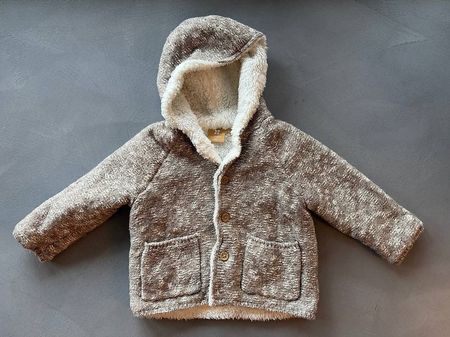 Flauschige Baby-Jacke Grösse 86