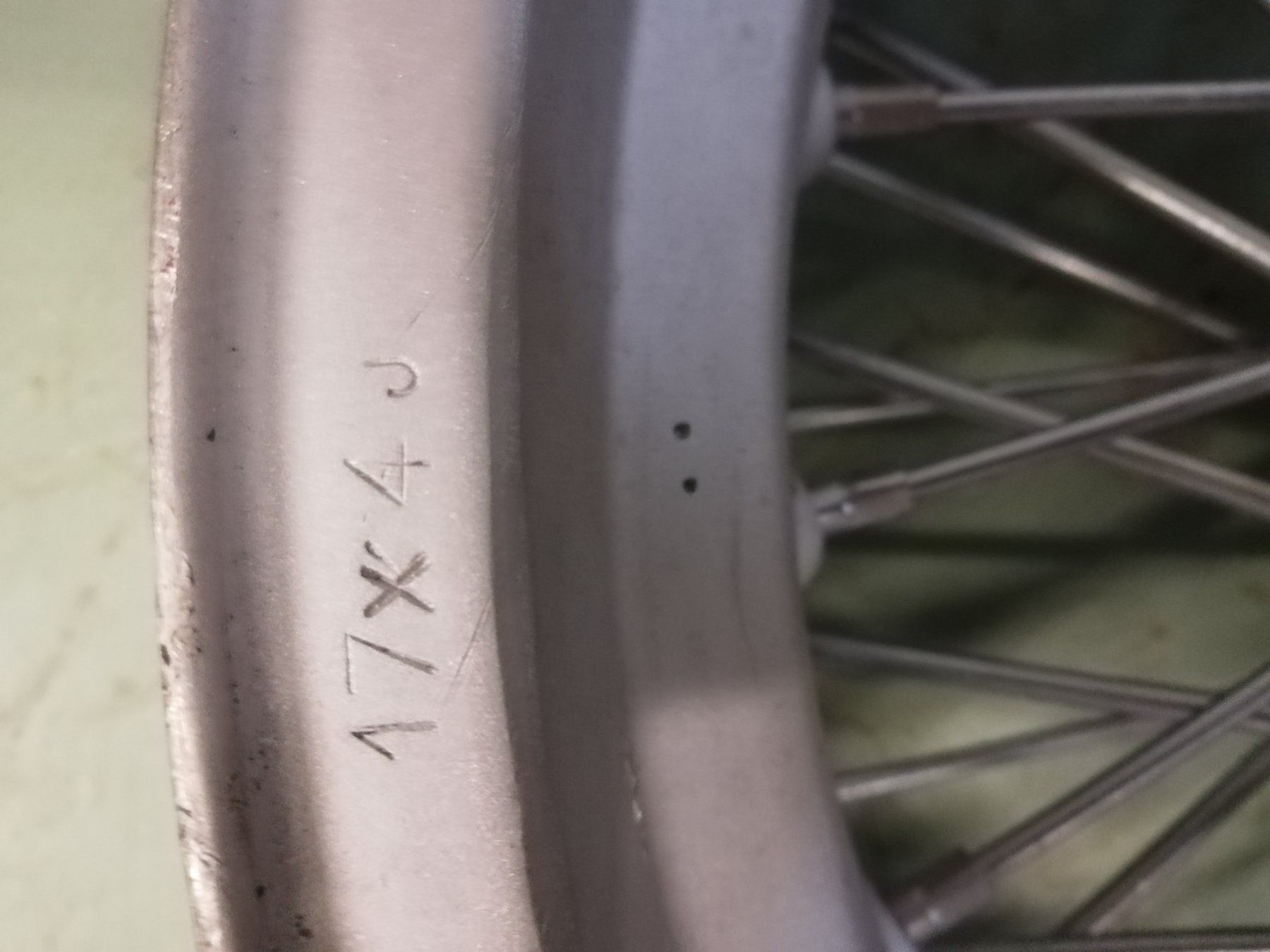 Jaguar Pneus & Roues: Speichenräder zu Jaguar SS – D'occasion à Jona par Shadow00 3