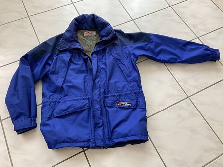 Gore Tex Jacke Berghaus Grösse L, neuwertig
