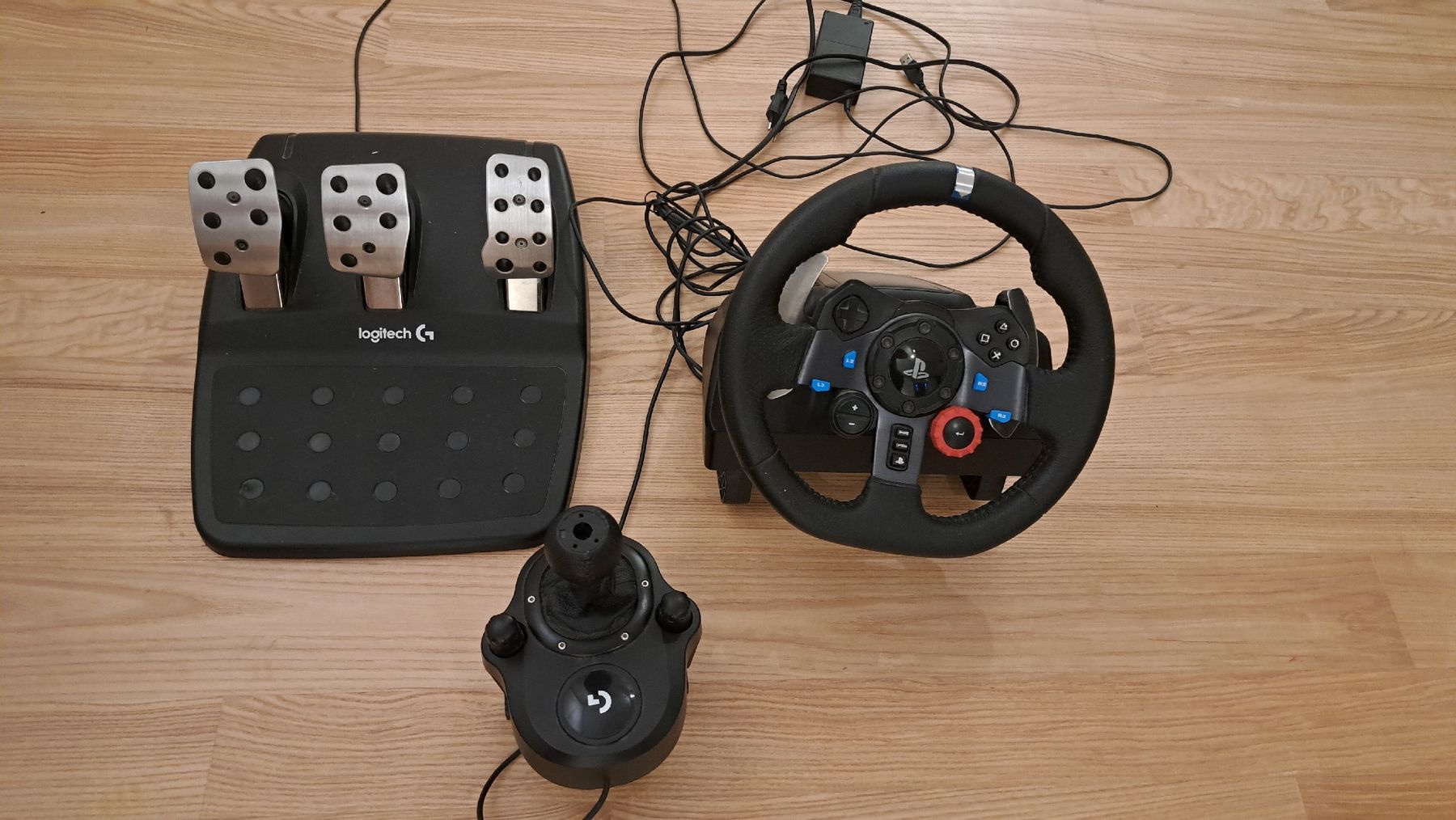 Logitech Manettes: Logitec Lenkrad G29 – D'occasion à Gontenschwil par meili61
