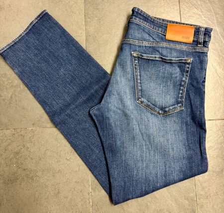 Original - "HUGO BOSS" Regular Fit Maine3 Jeans - Herren
