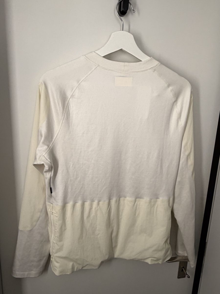 T-shirts: PNS Escapism Technical LS T-shirt – D'occasion à Zürich par yidan.fischer 2