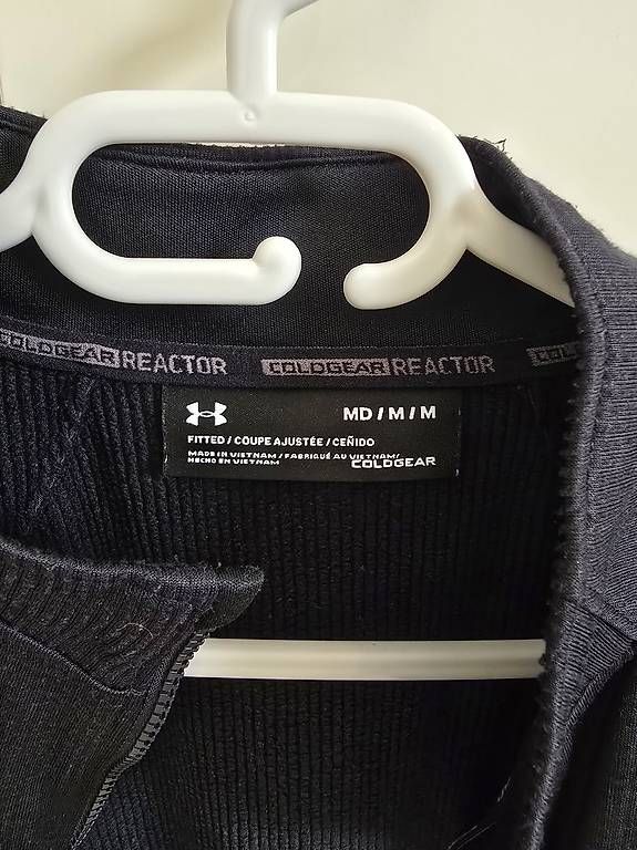 Under Armour Jacken: Under Armour Jacket M – Gebraucht aus Locarno von ran_c5zb 2