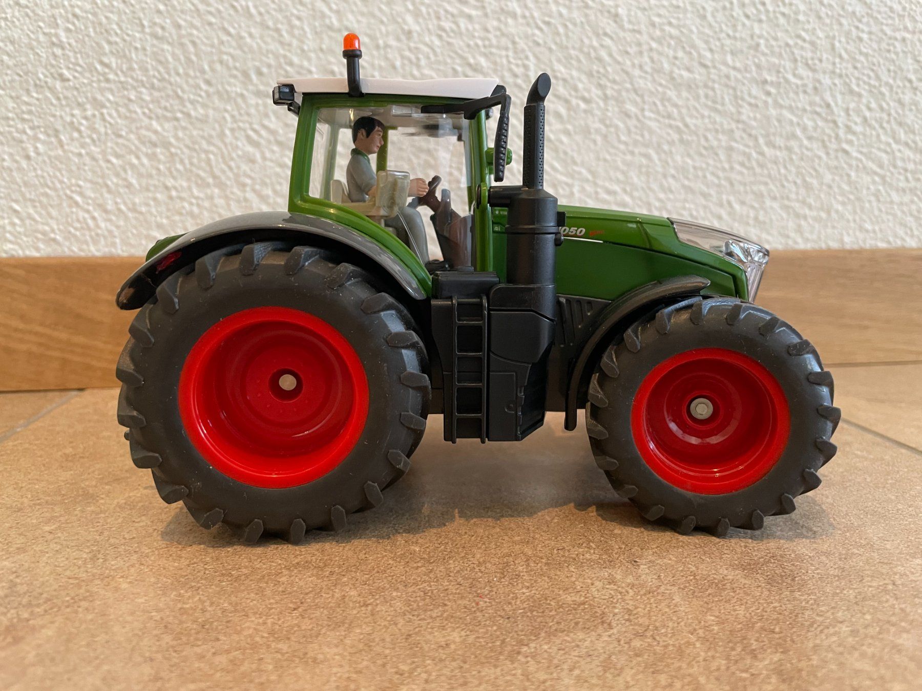 Fendt Trattori: SIKU Fendt 1050 Vario – Nuovo e nell'imballaggio originale da Kreuzlingen venduto da Stefan1150 2