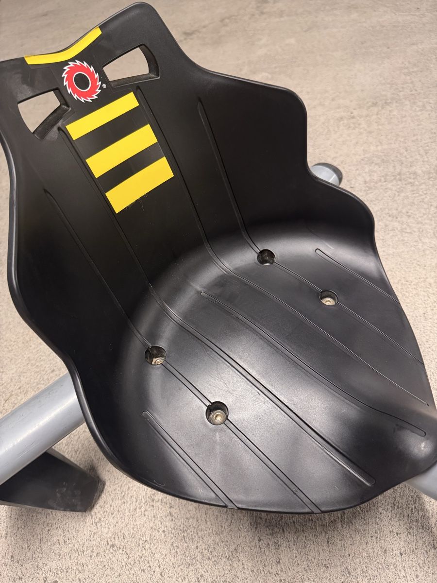 Véhicules pour enfants: Razor Power Rider 360 E-Tricycle – D'occasion à Neuenhof par mic_lj2z 2
