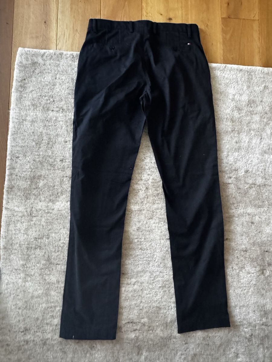 Tommy Hilfiger Pantaloni: Tommy Hilfiger Hose – Usato da Schaan venduto da kri_tsw8 2