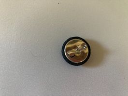 Ansteckbutton schwarz Stoff Grösse S guter Zustand